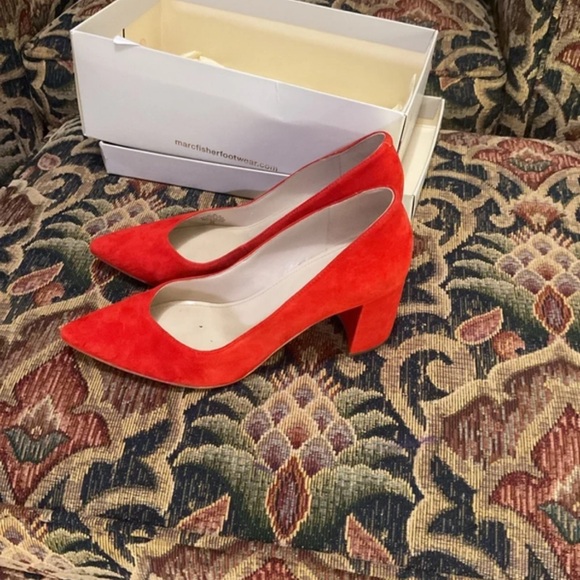 Marc Fisher Red Suede Pointed-Toe Pumps - Picture 2 of 4